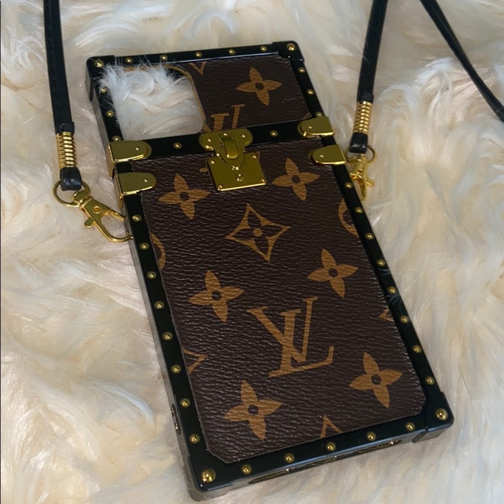Monogram iPhone 11 case